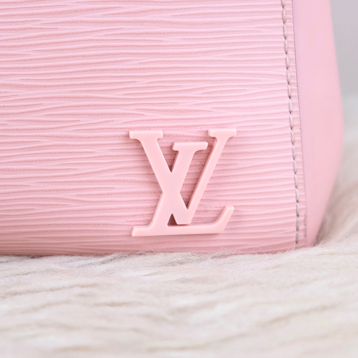 Louis Vuitton Clunny MM Rose Ballerine EPI