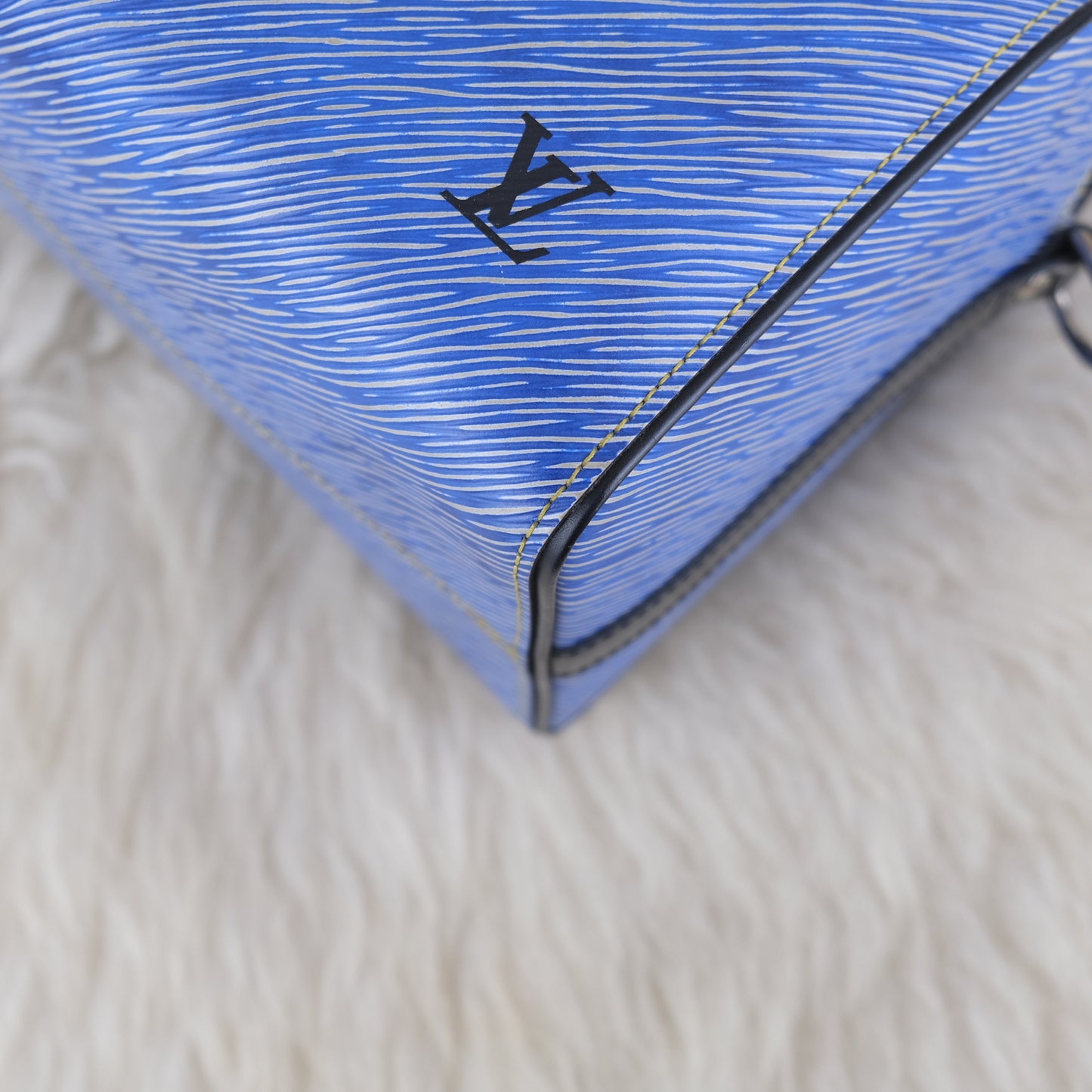 Louis Vuitton Speedy Bandouliere EPI 25 Denim